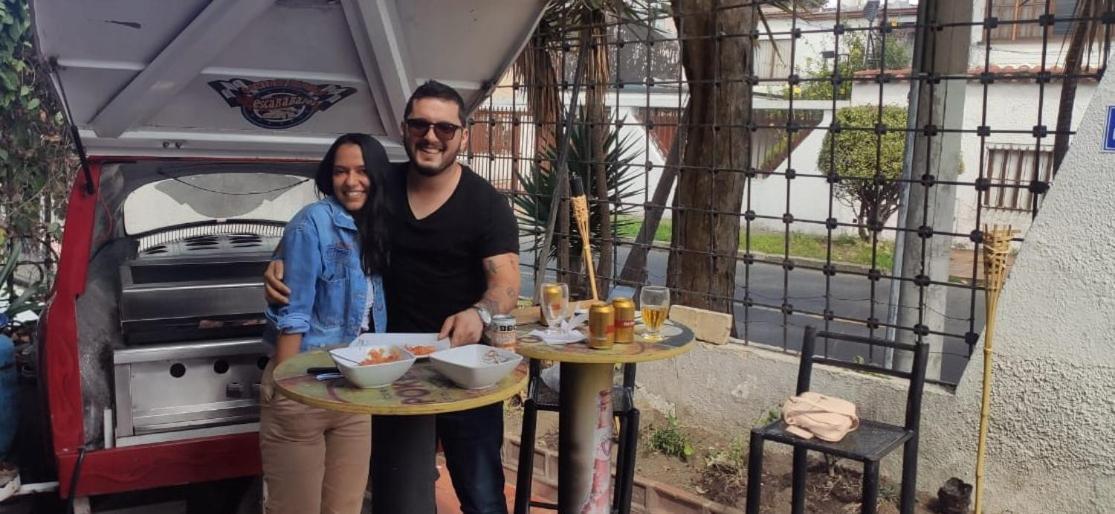 בוגוטה Acogedor Hostal Usaquen La Parada Del Tren מראה חיצוני תמונה