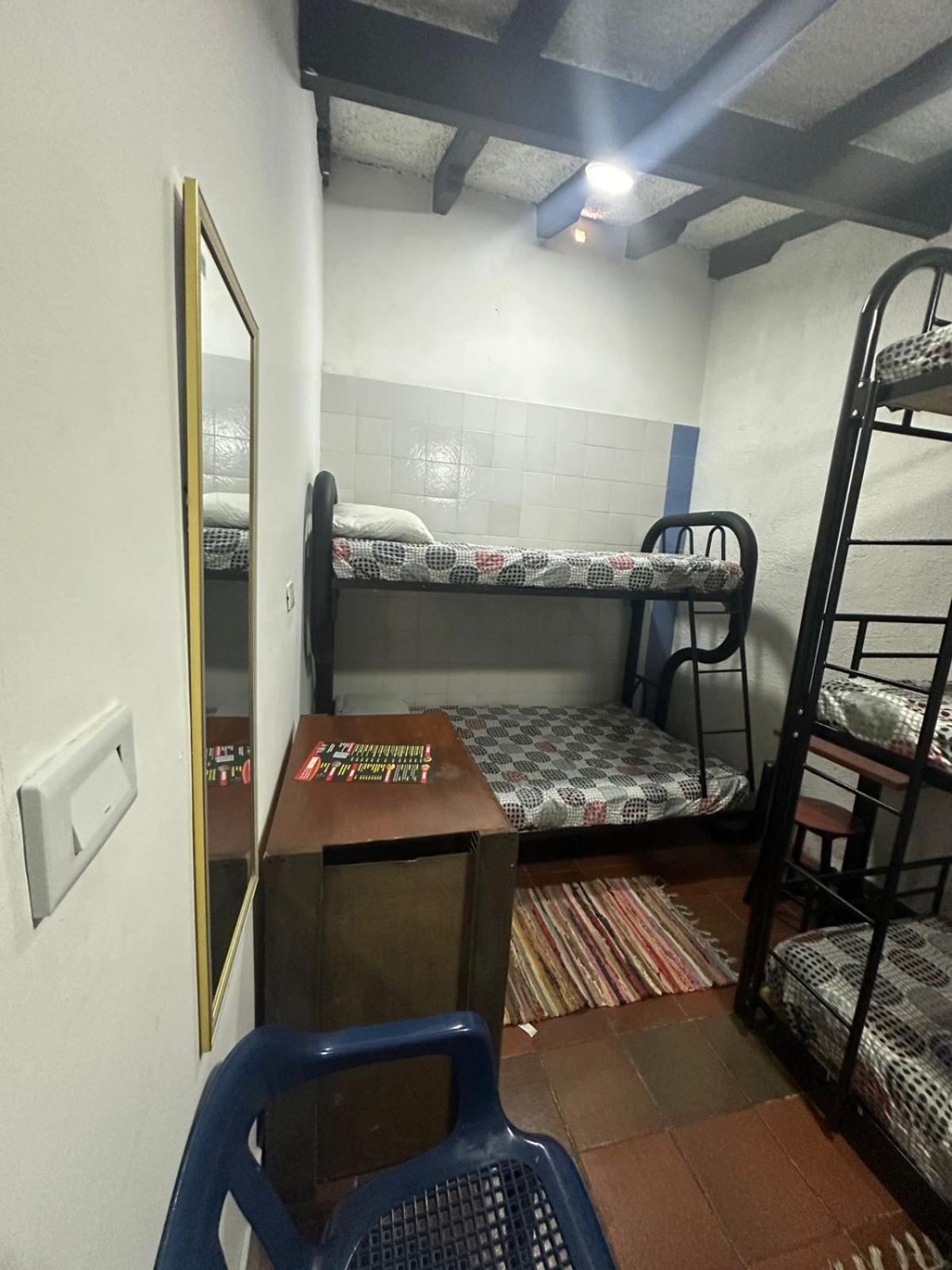 בוגוטה Acogedor Hostal Usaquen La Parada Del Tren מראה חיצוני תמונה