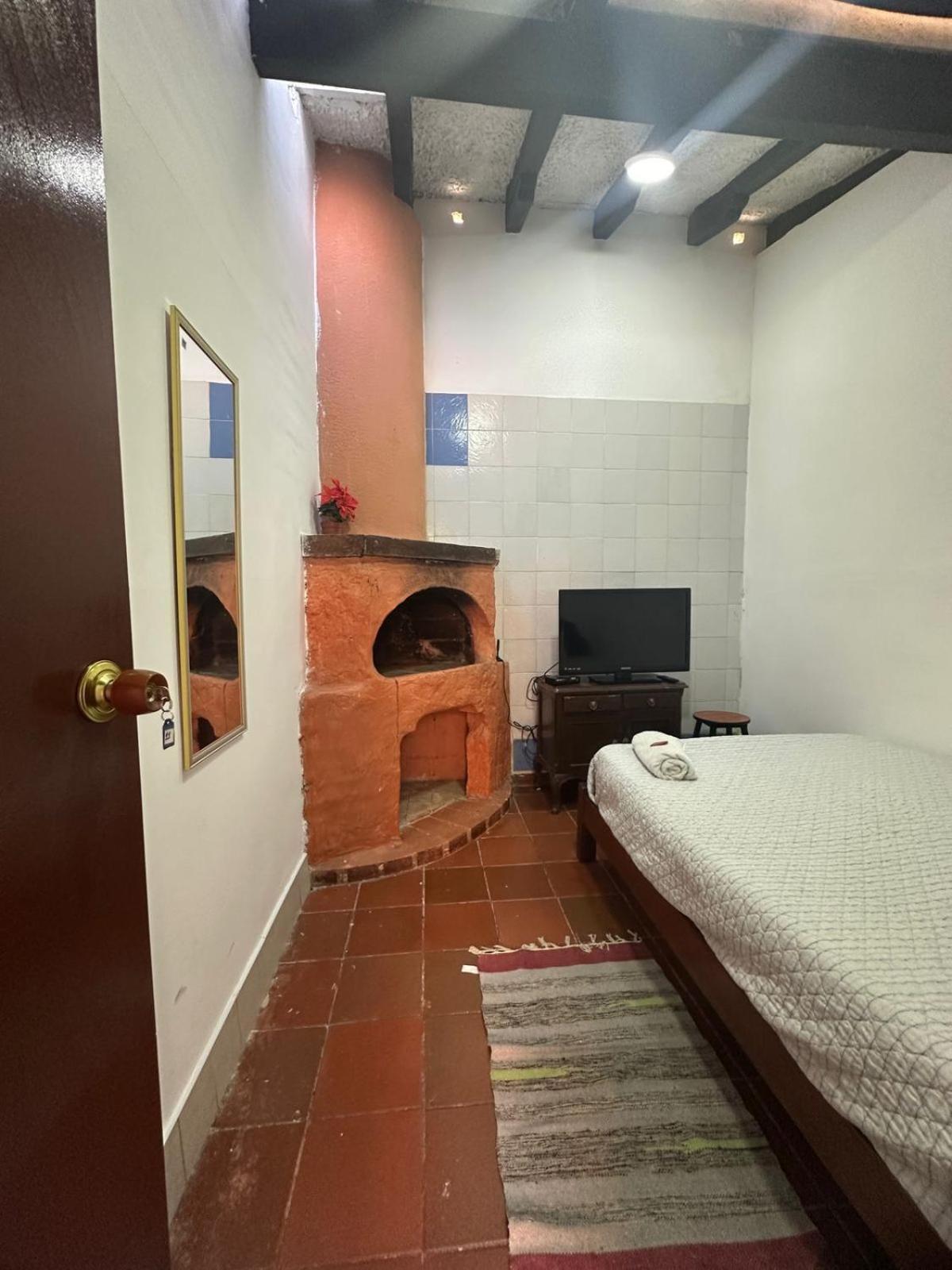בוגוטה Acogedor Hostal Usaquen La Parada Del Tren מראה חיצוני תמונה